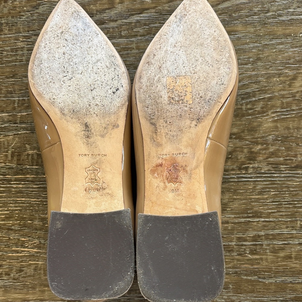 Tory Burch Tan Patent Leather Pointed-Toe Flats with Logo Buckle - Picture 3 of 3
